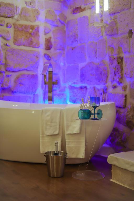 Suite Dimora Del Vento Monopoli Exterior photo