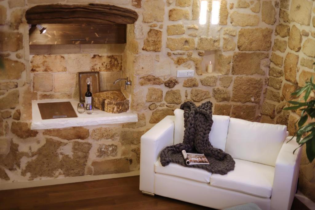 Suite Dimora Del Vento Monopoli Exterior photo