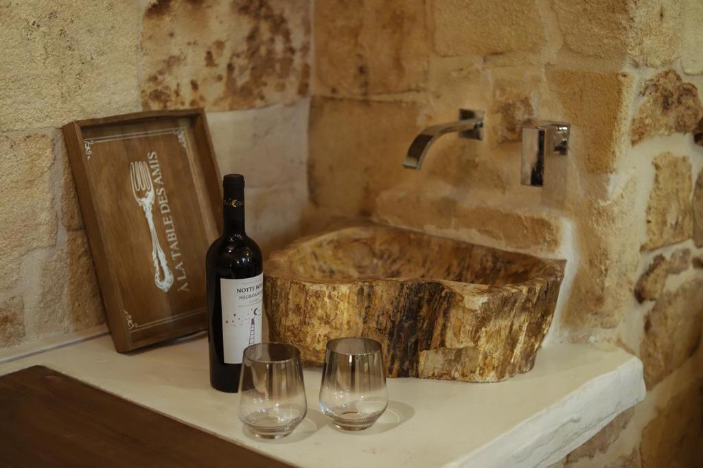 Suite Dimora Del Vento Monopoli Exterior photo